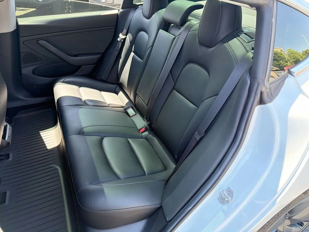 Used 2019 White Tesla Standard Range Plus image 25