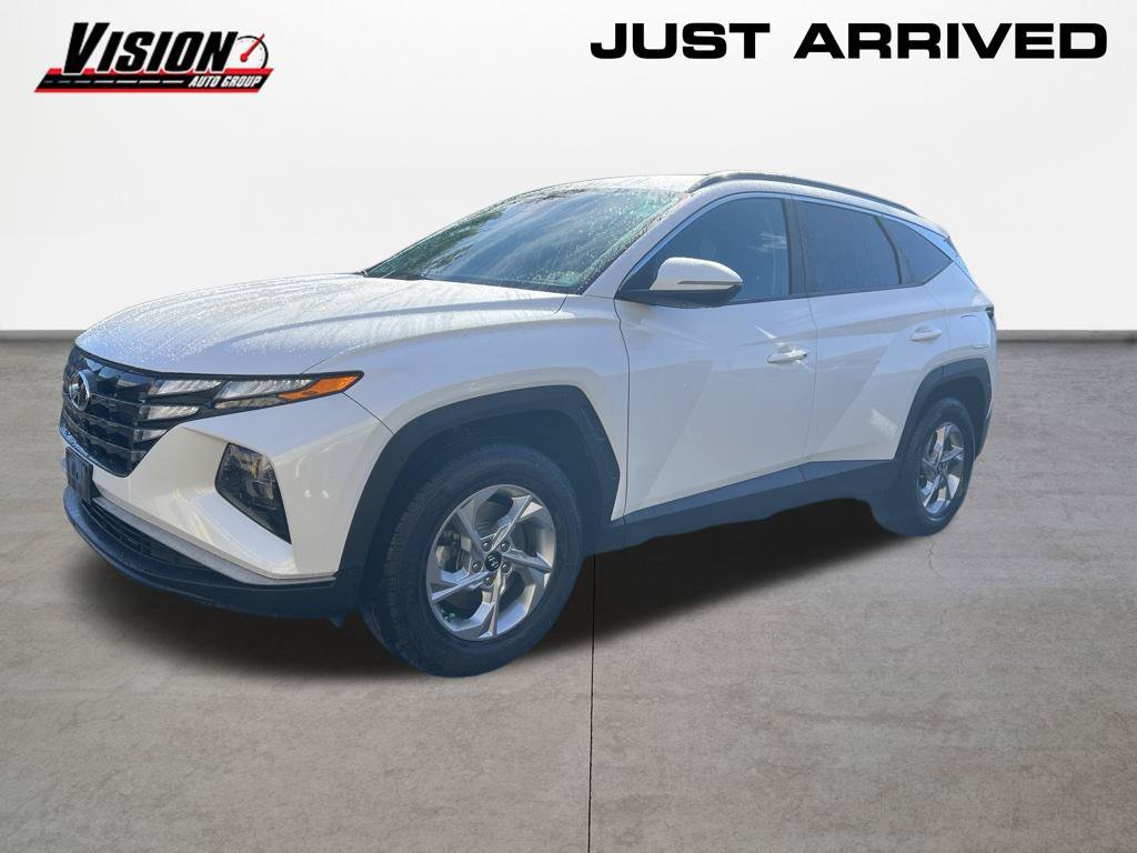 Used 2022 Gray Hyundai SEL image 1