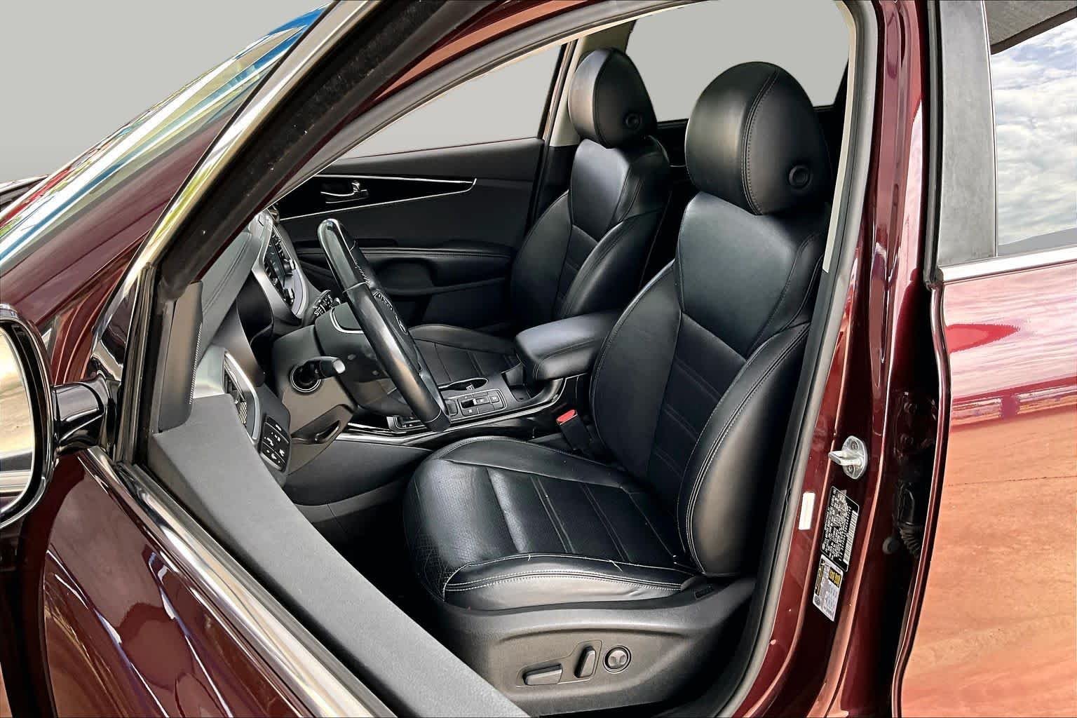 Used 2019 Sangria Kia EX V6 image 8