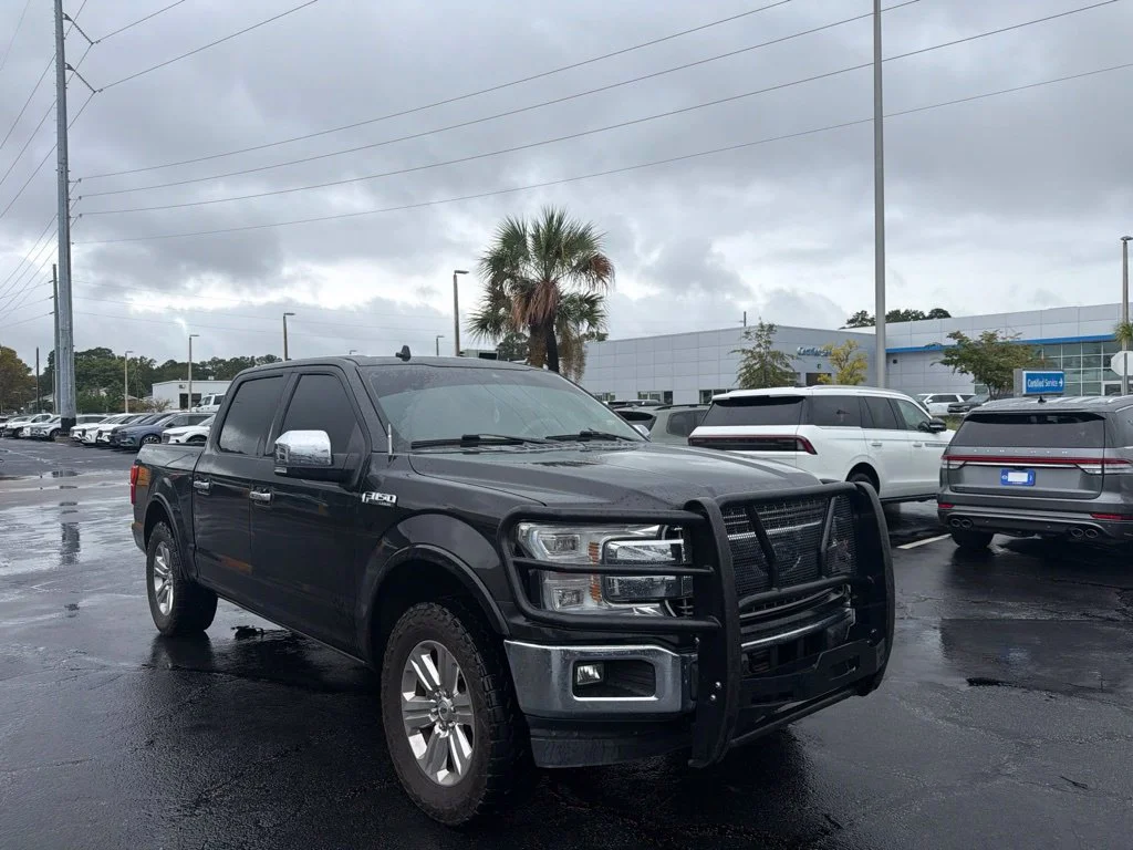 Used 2018 Black Ford Lariat image 1