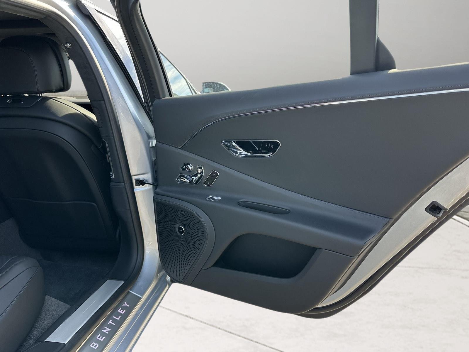 2026 Bentley Flying Spur - Photo 65