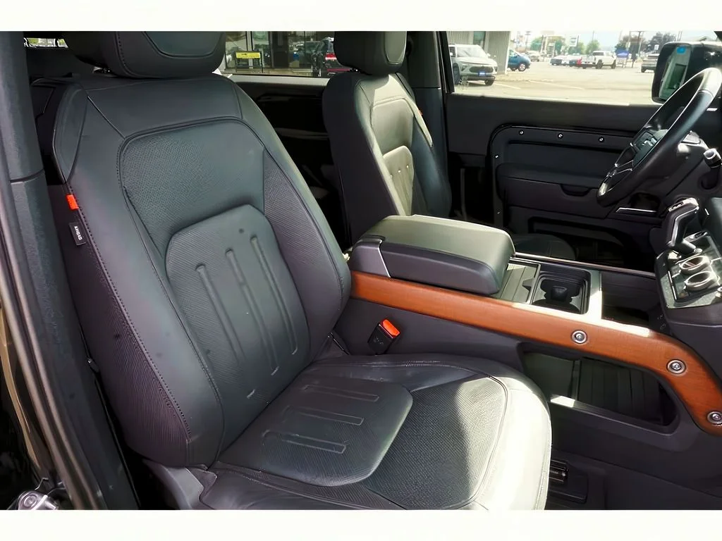 2021 Land Rover Defender X - Photo 34