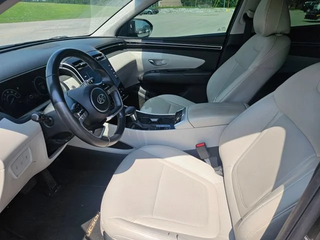 Used 2023 Gray Hyundai SEL image 9