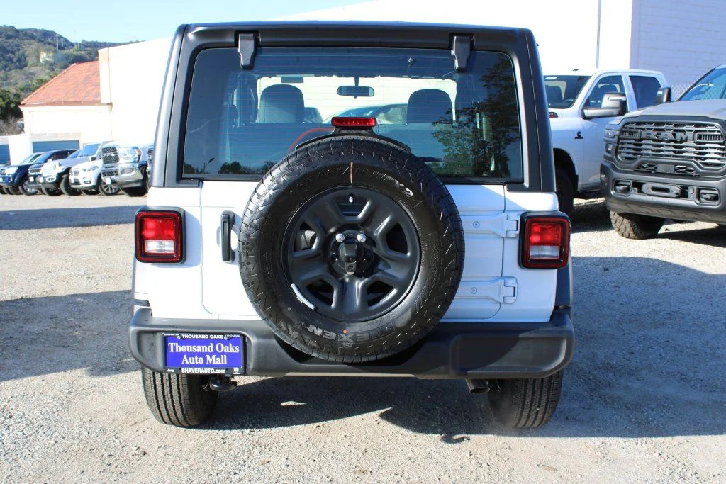New 2026 Bright White Clear-Coat Exterior Paint Jeep Sport image 5