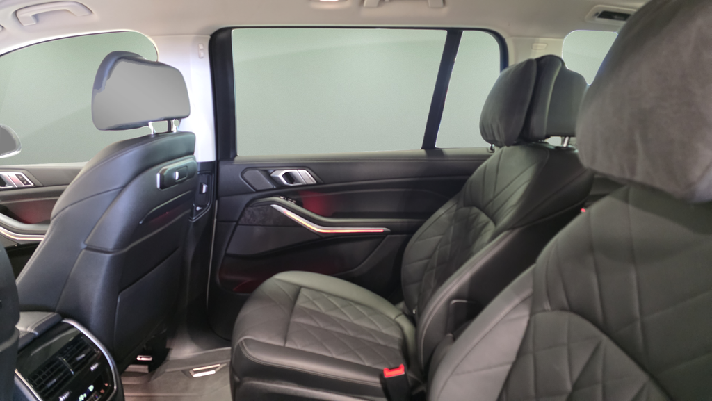 2023 BMW X7 40i - Photo 25