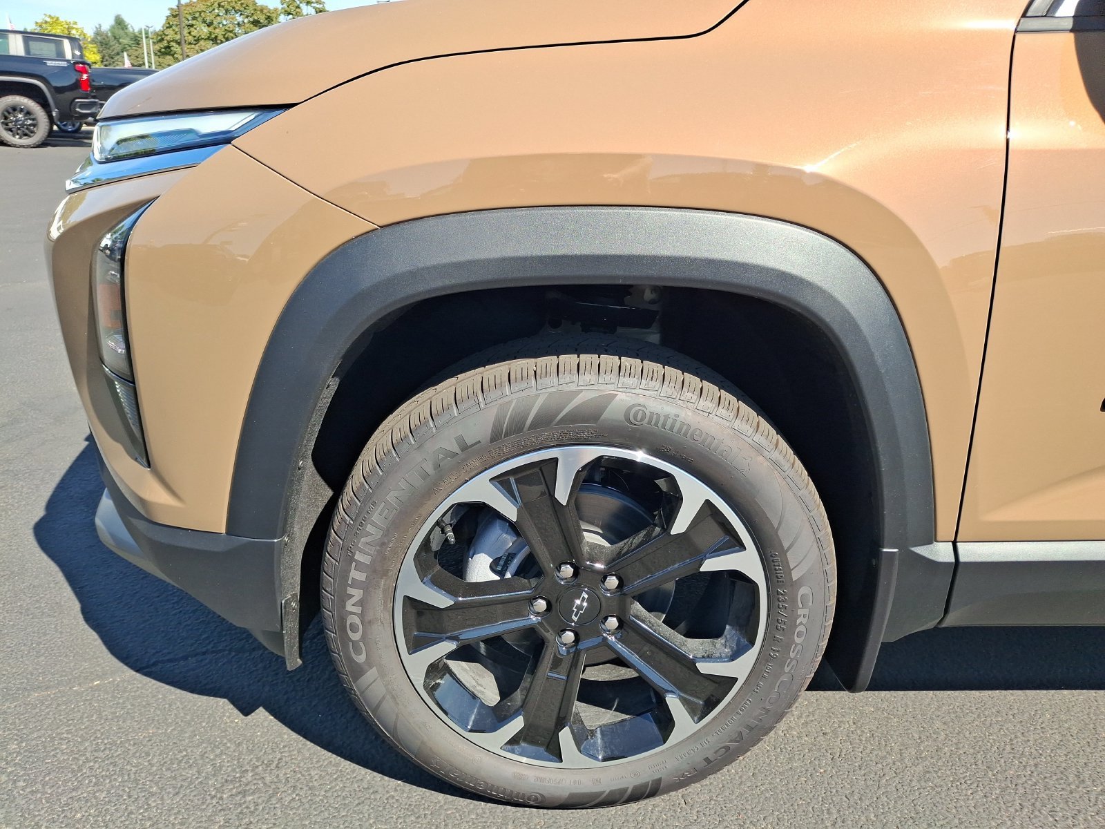 2027 Chevrolet Equinox LT - Photo 22