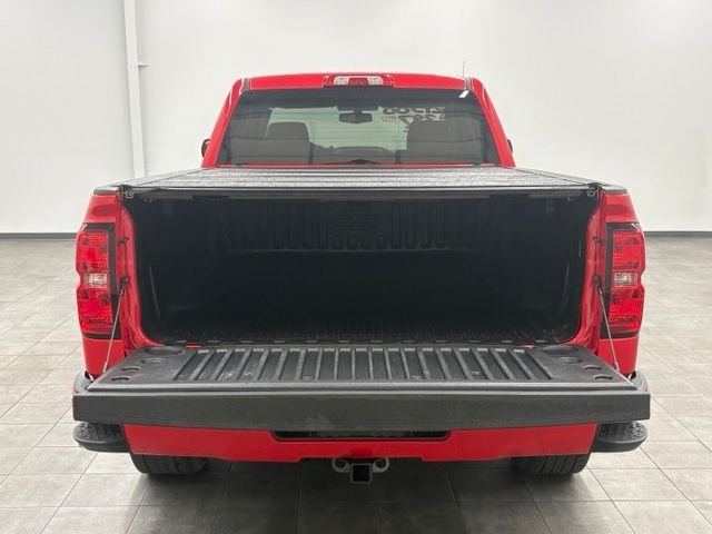 Used 2018 Red Chevrolet Custom image 8