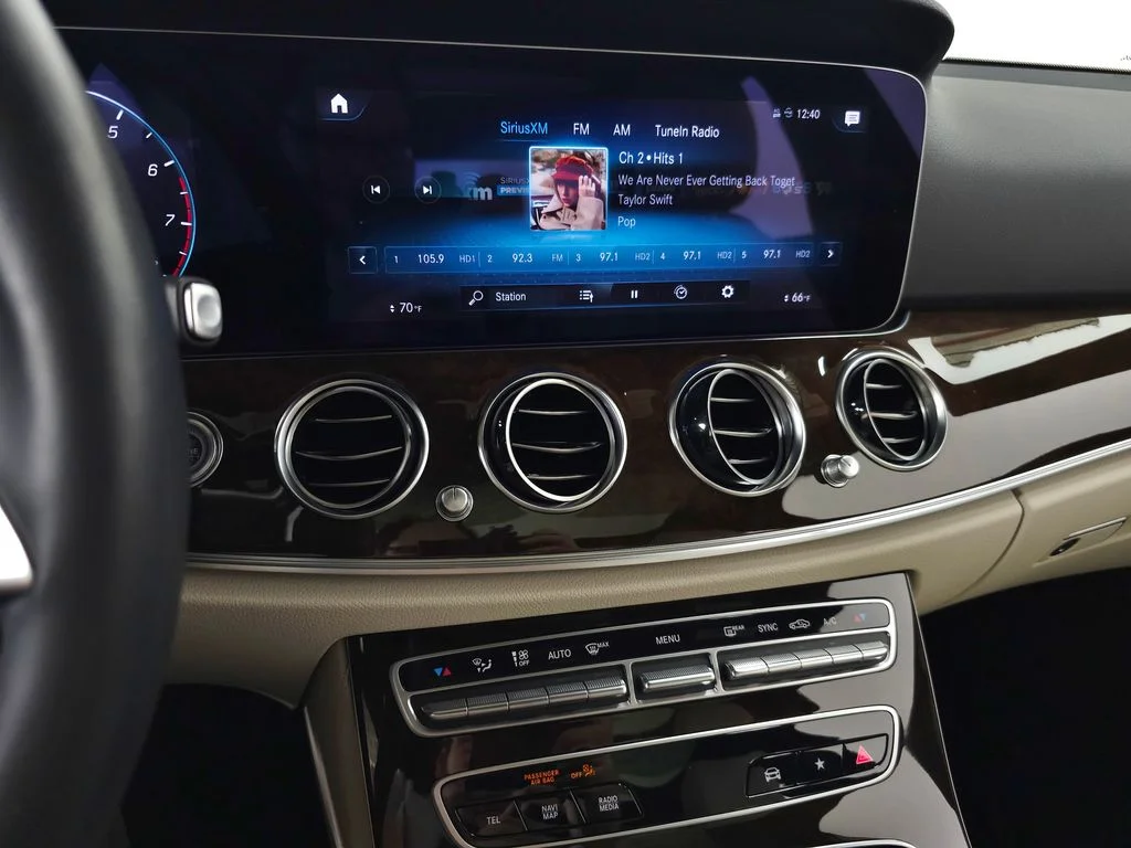 Used 2023 White Mercedes-Benz E 350 image 27