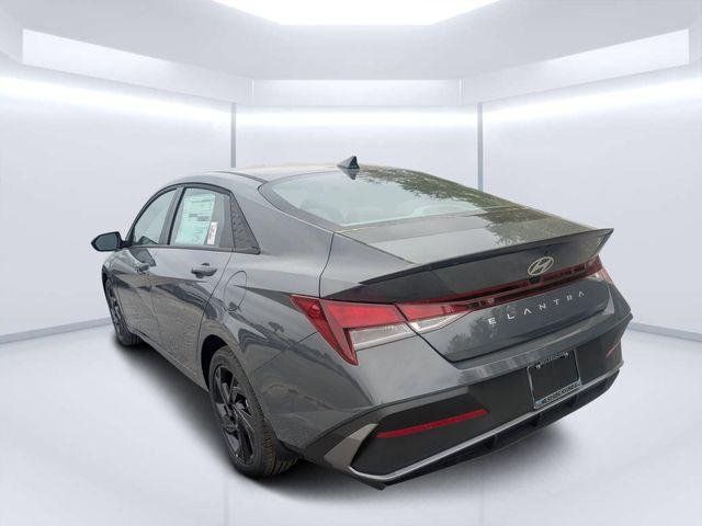 New 2026 Gray Hyundai SEL Sport image 5