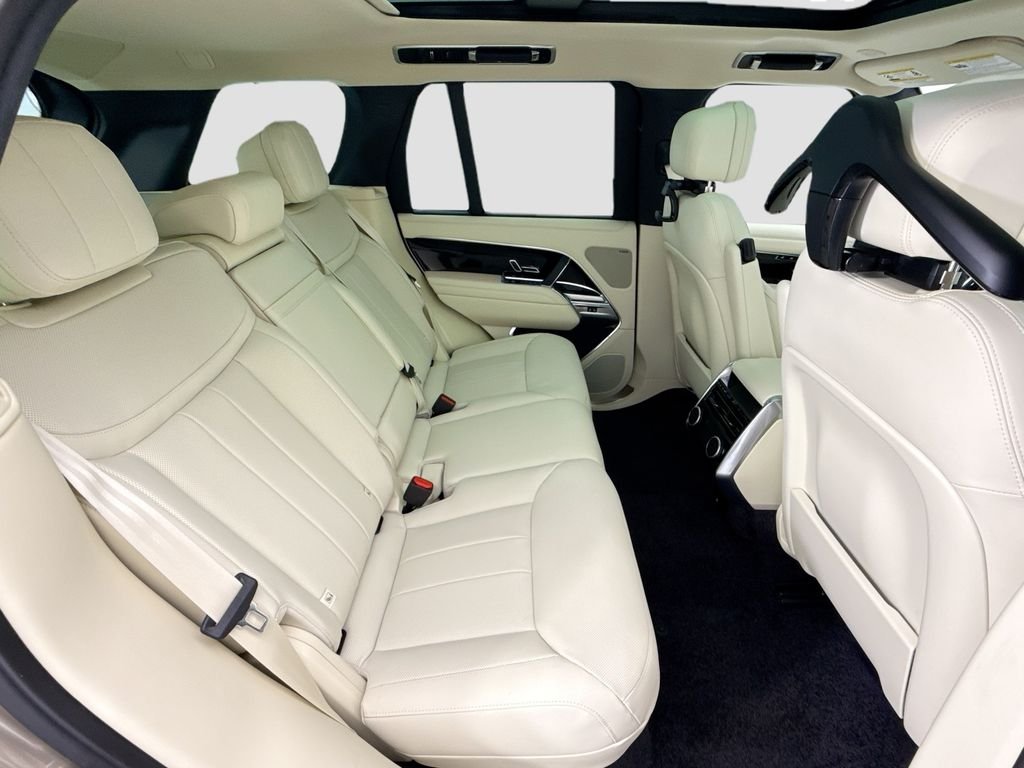 New 2026 Batumi Gold Land Rover SE image 21