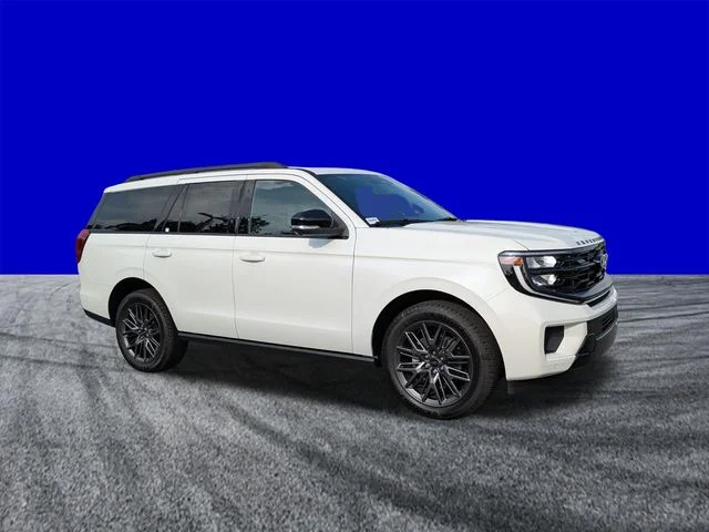 New 2027 Star White Metallic Tri-Coat Ford Platinum image 2