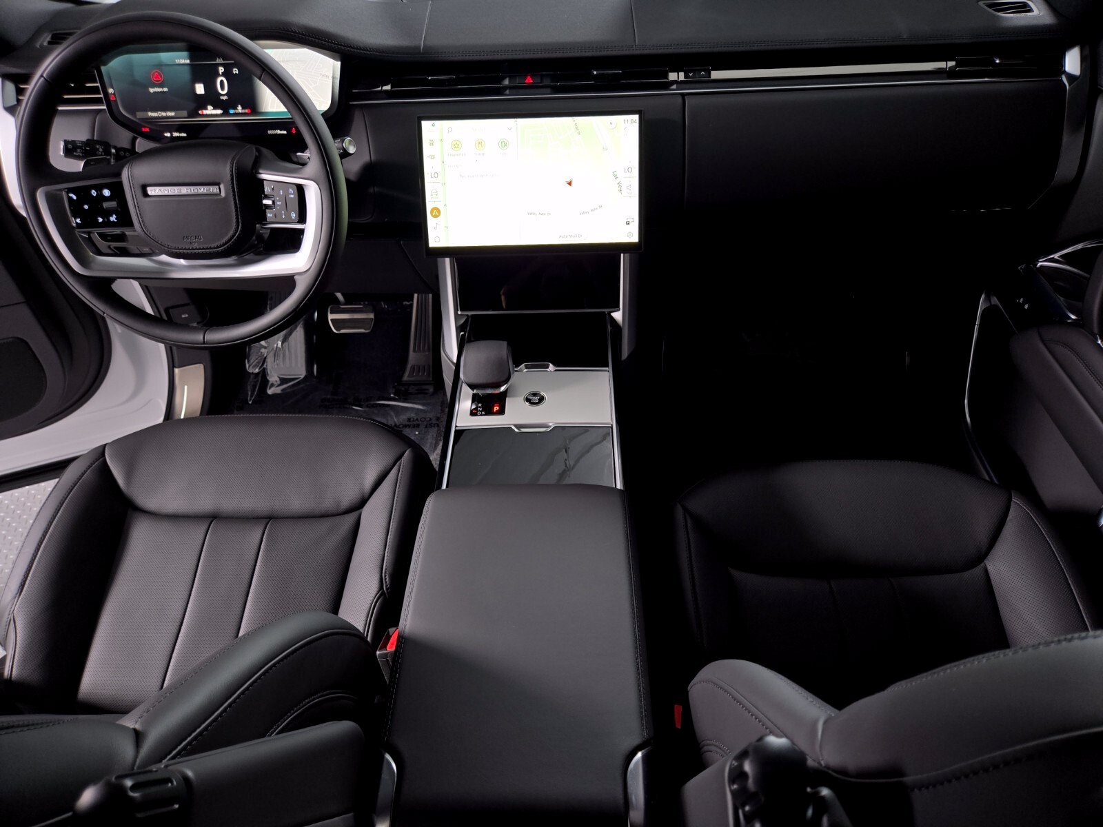 New 2026 Icy White Satin Land Rover SE image 4