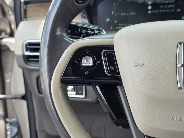 Used 2021 Mocha Lincoln Reserve image 25