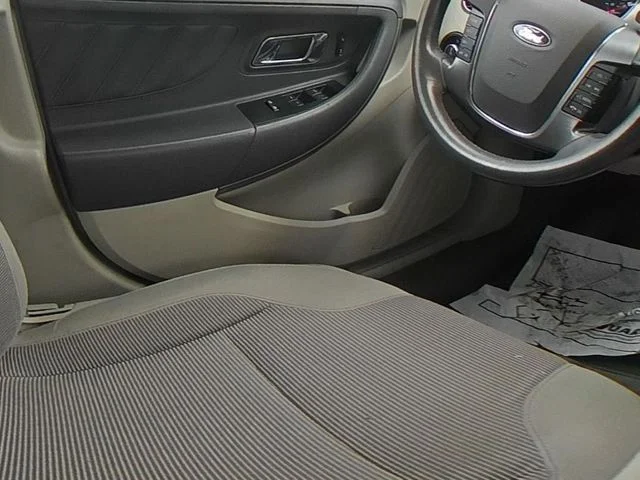 Used 2010  Ford SEL image 38