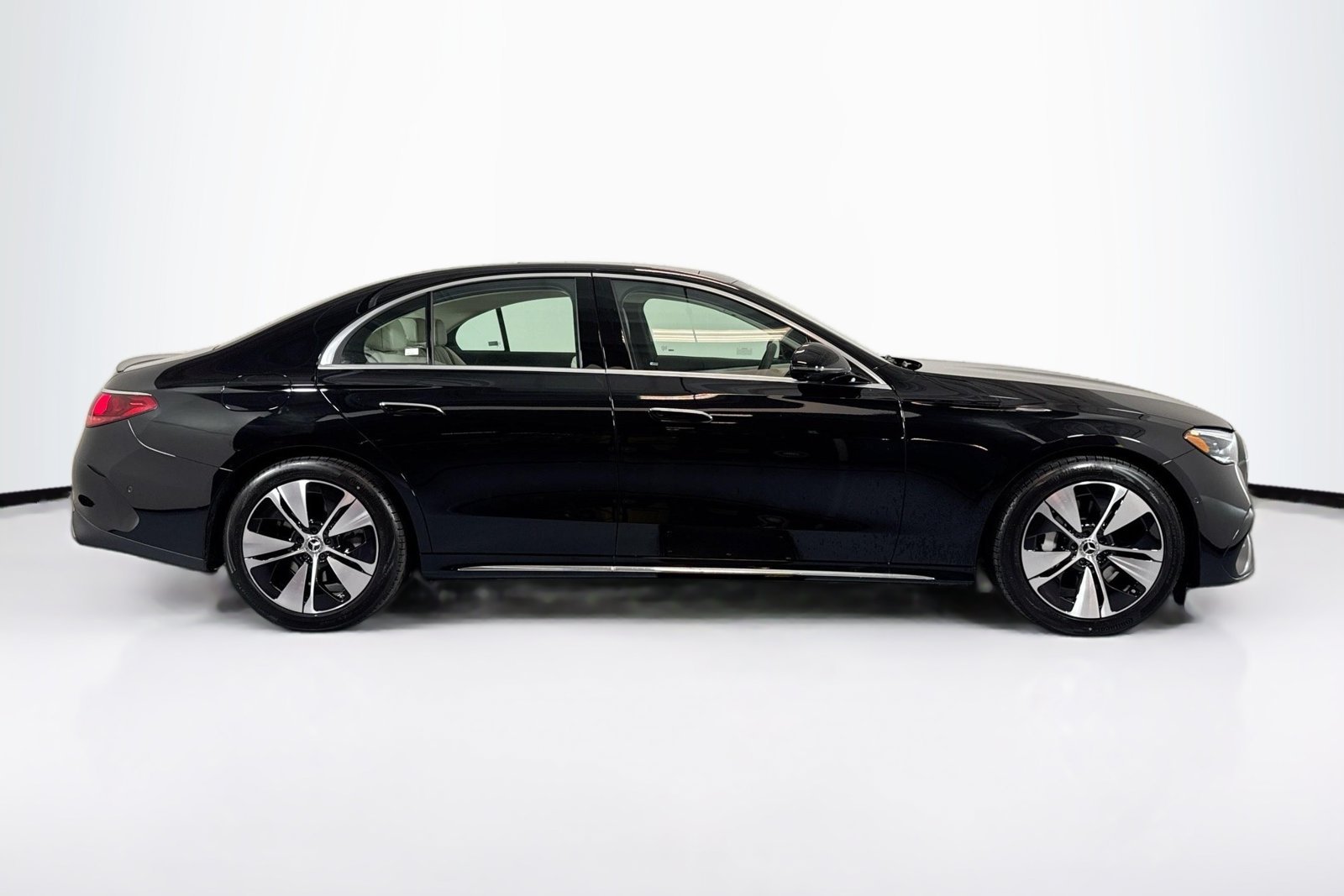 New 2026 Black Mercedes-Benz E 350 image 4