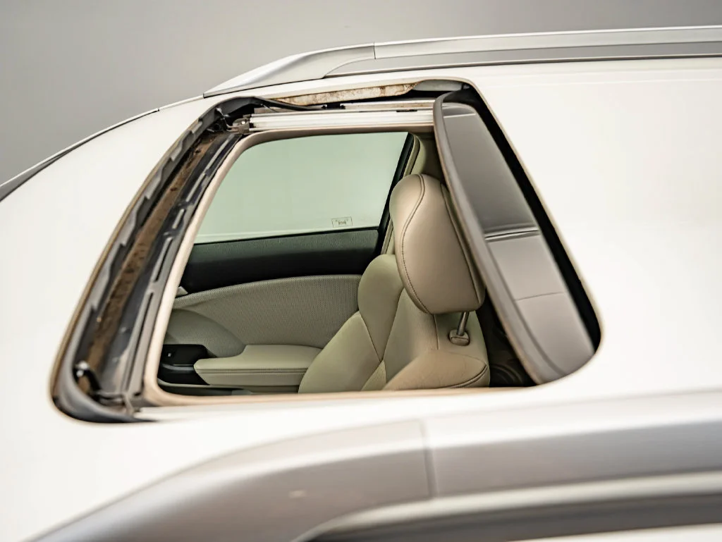 Used 2012 Bellanova White Pearl Acura 5dr Sport Wgn I4 Auto Tech Pkg image 14