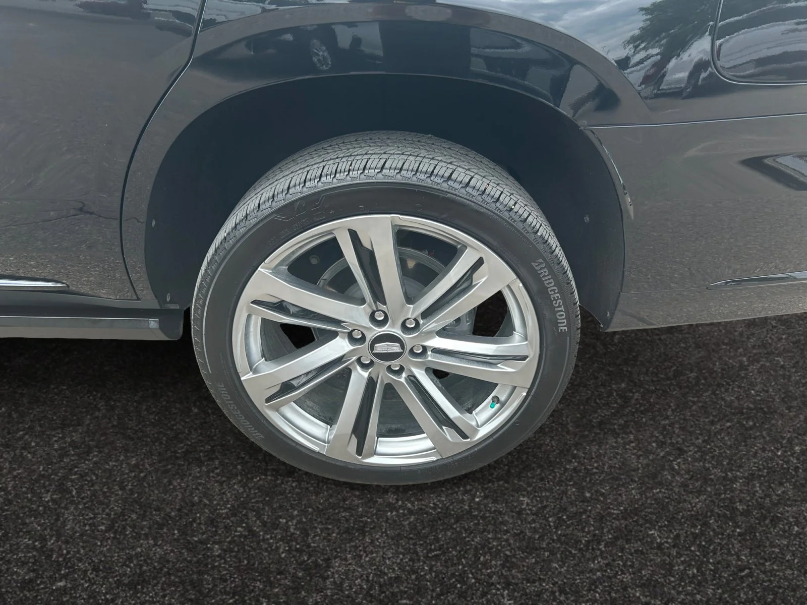 Certified Used 2025 Black Raven Cadillac 4WD Sport Platinum Leather Sunroof Navigation 6.2L image 9
