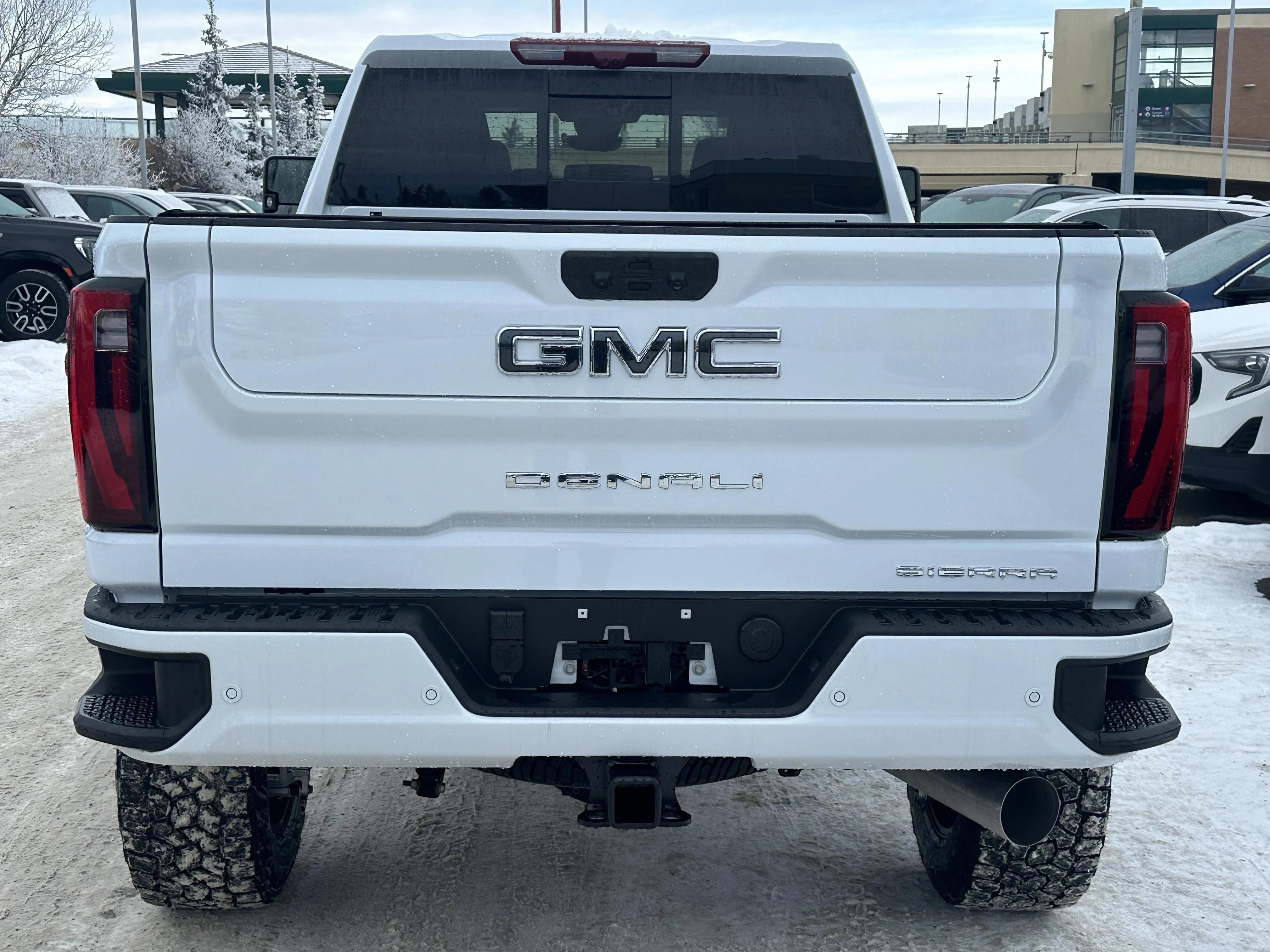 New 2026 Polar White Tricoat GMC Denali Ultimate image 5