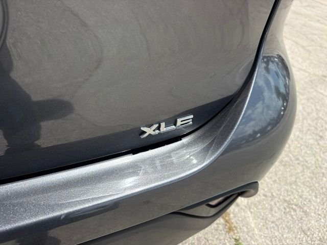 2025 Toyota Highlander XLE - Photo 13