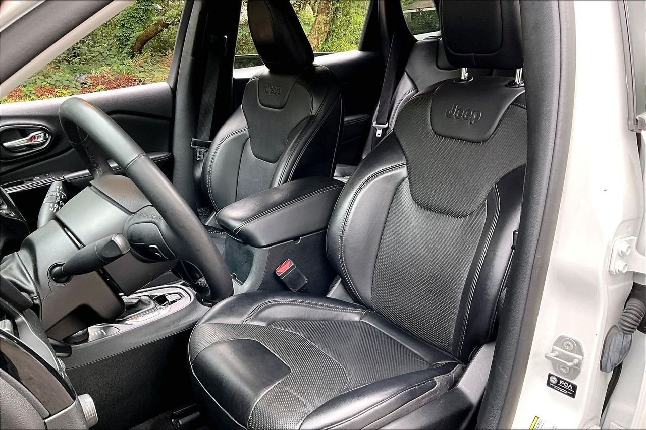 2023 Jeep Cherokee Altitude Lux - Photo 18