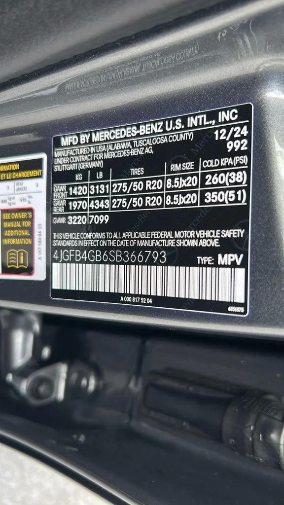 Used 2025  Mercedes-Benz GLE 450e image 46