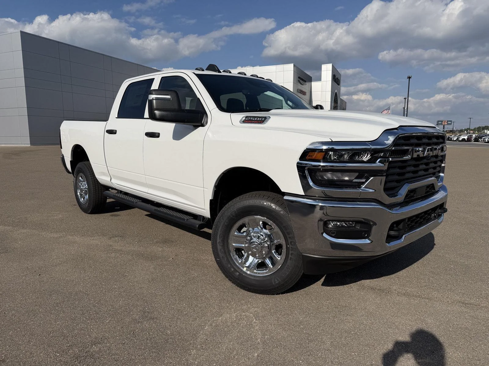New 2026 Bright White Clear-Coat Exterior Paint RAM Tradesman image 3