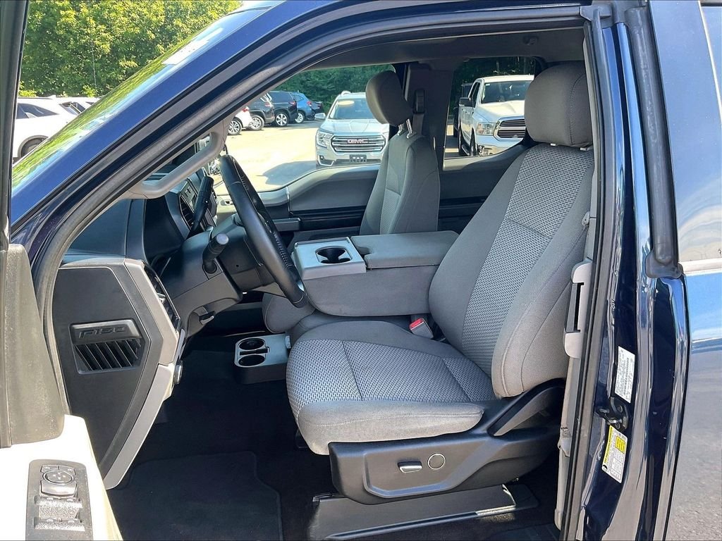 Used 2018 Blue Ford XLT image 10