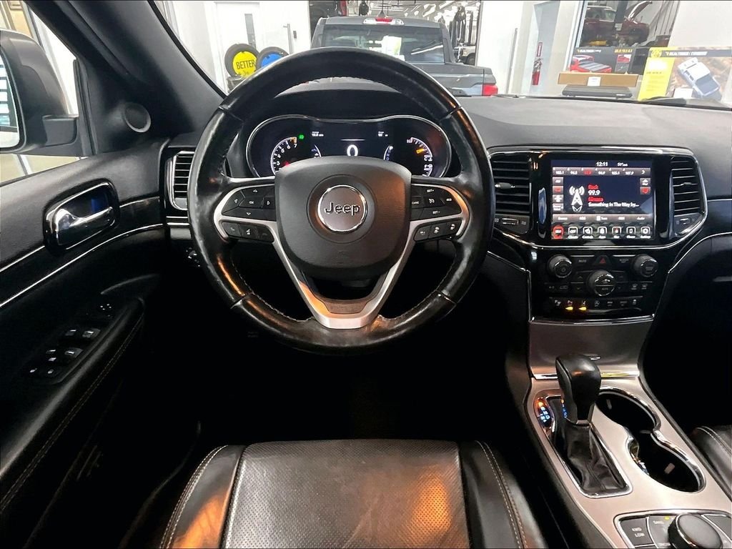Used 2021 Bright White Clearcoat Jeep Limited image 17