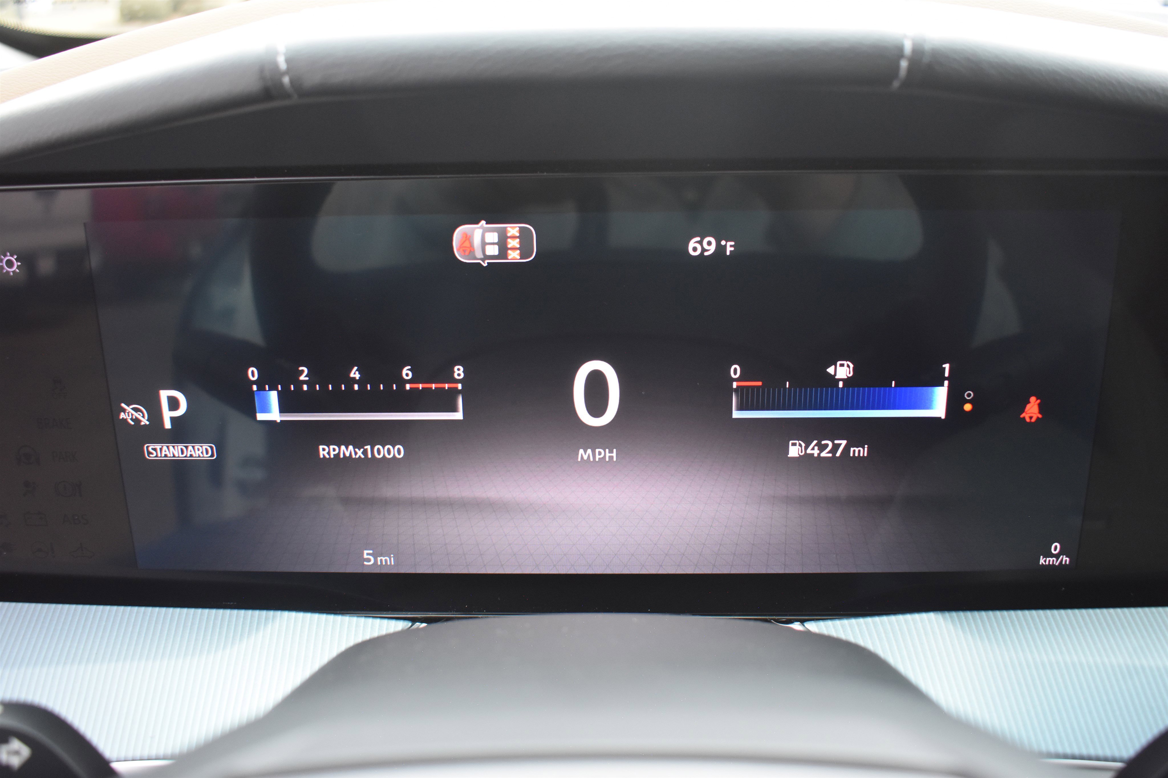 New 2026 Everest White Pearl TriCoat / Super Black Two-tone Nissan Platinum image 23