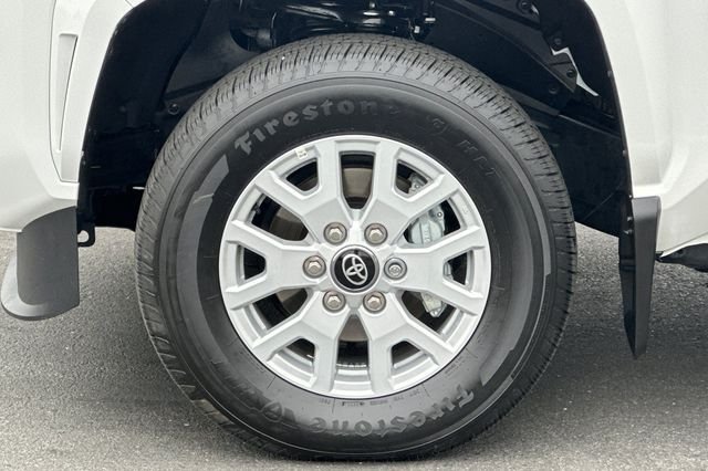Used 2025 White Toyota SR5 image 28