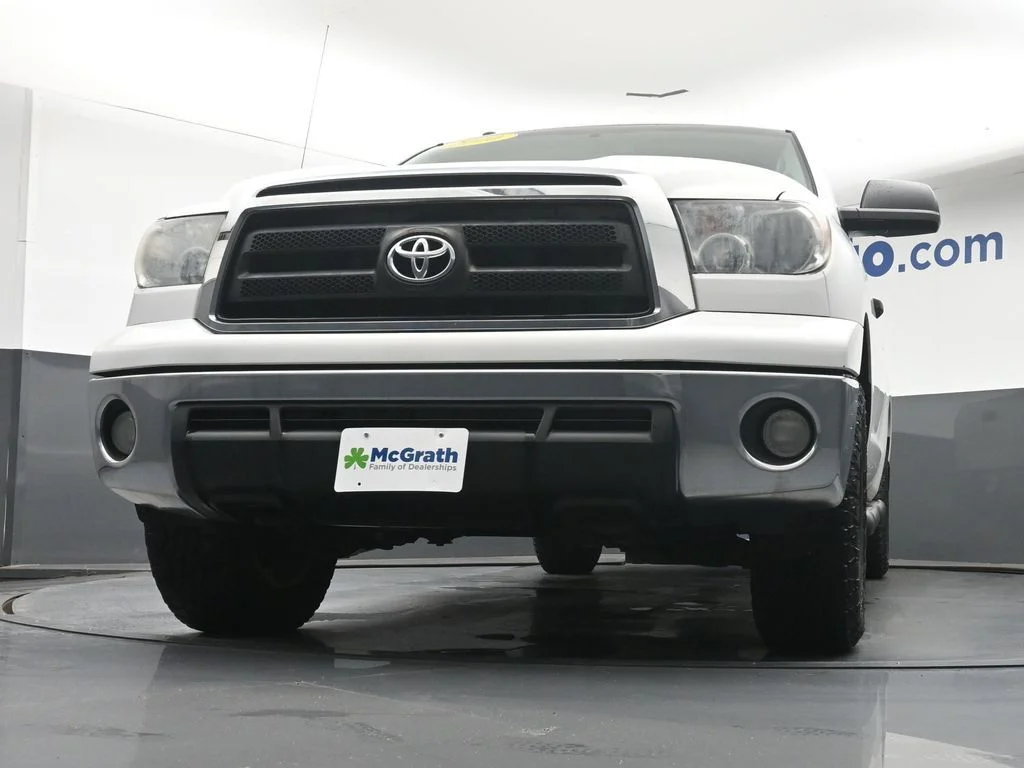 Used 2010 White Toyota Grade image 7