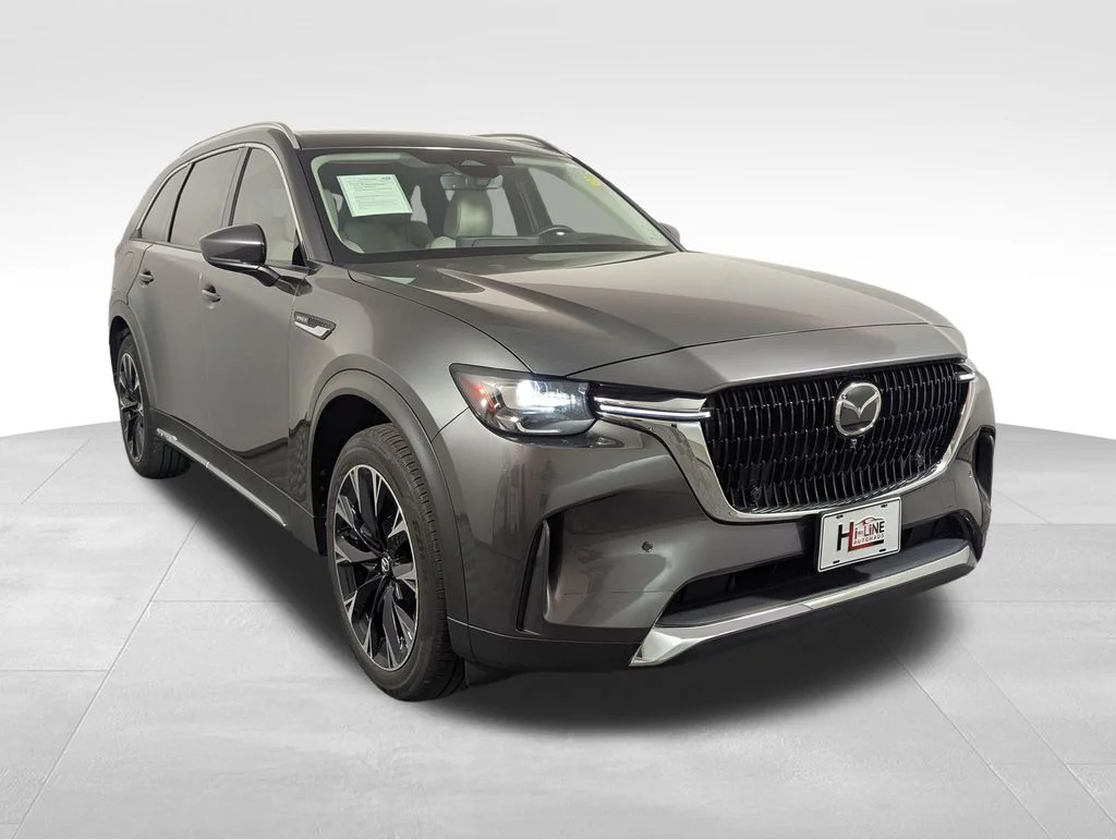 Used 2024 Gray Mazda Premium Plus AWD w/ 3rd Row Seats image 25