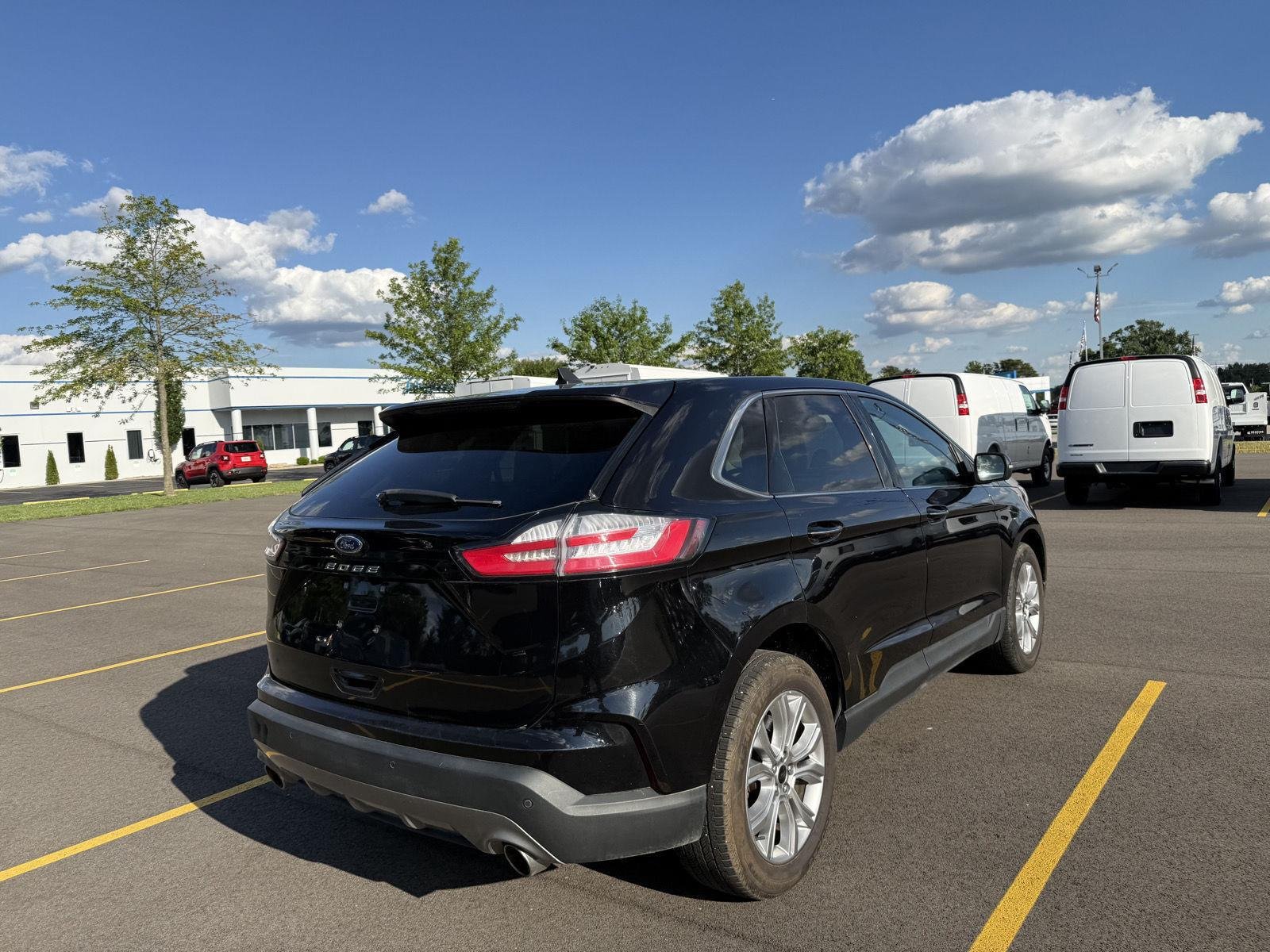 Used 2023 Agate Black Ford Titanium image 5