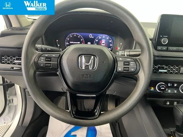 Used 2024 White Honda EX image 23