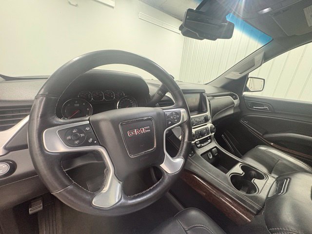 Used 2016 Black GMC SLT image 22