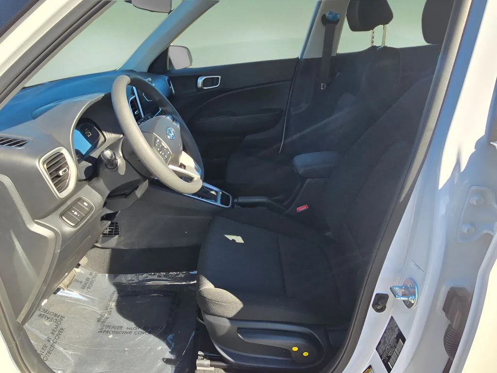 Used 2026 Lunar White Hyundai SE image 12
