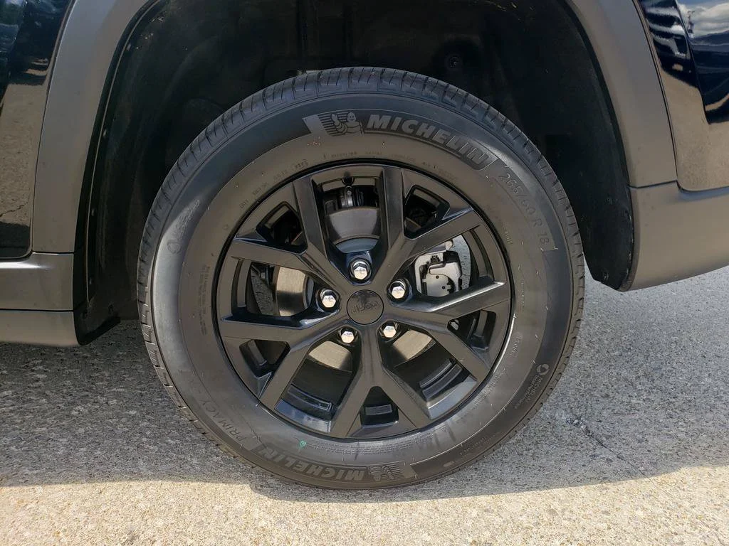 2025 Jeep Grand Cherokee Altitude - Photo 24
