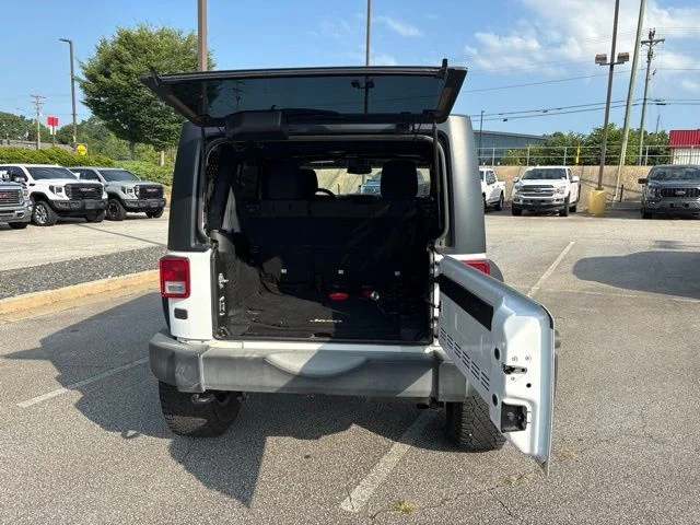 Used 2017 White Jeep Unlimited Sport image 16