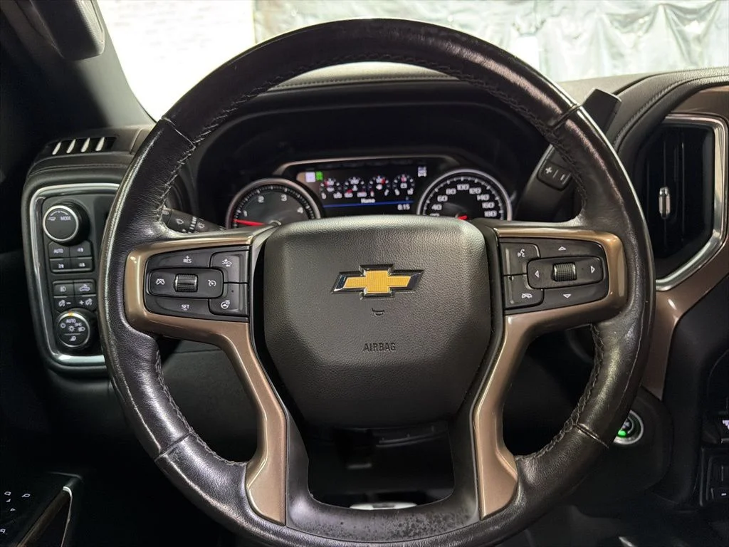Used 2022 Cherry Red Chevrolet High Country image 16