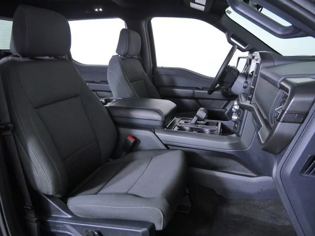 Used 2024 Black Ford XLT image 13