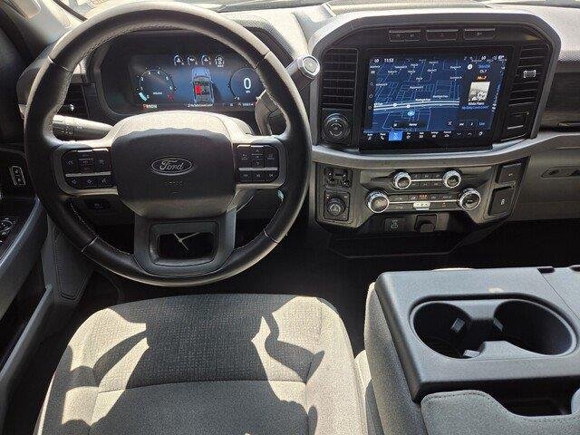 Used 2024 Oxford White Ford XLT image 23