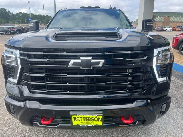 Used 2025 Black Chevrolet LT image 6