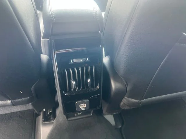 Used 2025 Silver Jeep Limited image 26