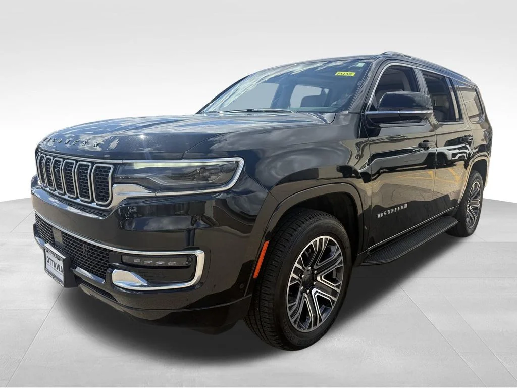 Used 2024 Black Jeep  image 4