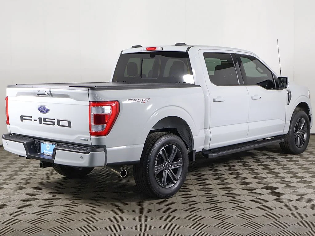 Used 2023 Avalanche Gray Ford Lariat image 15