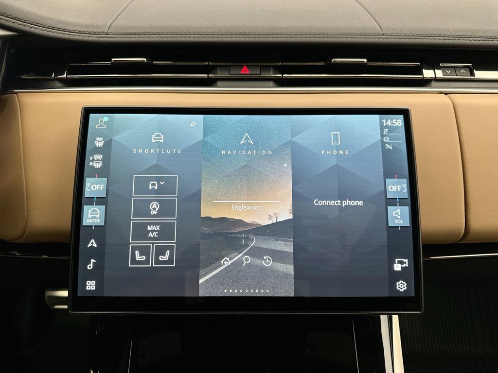 New 2027 Firenze Red Land Rover Dynamic SE image 13