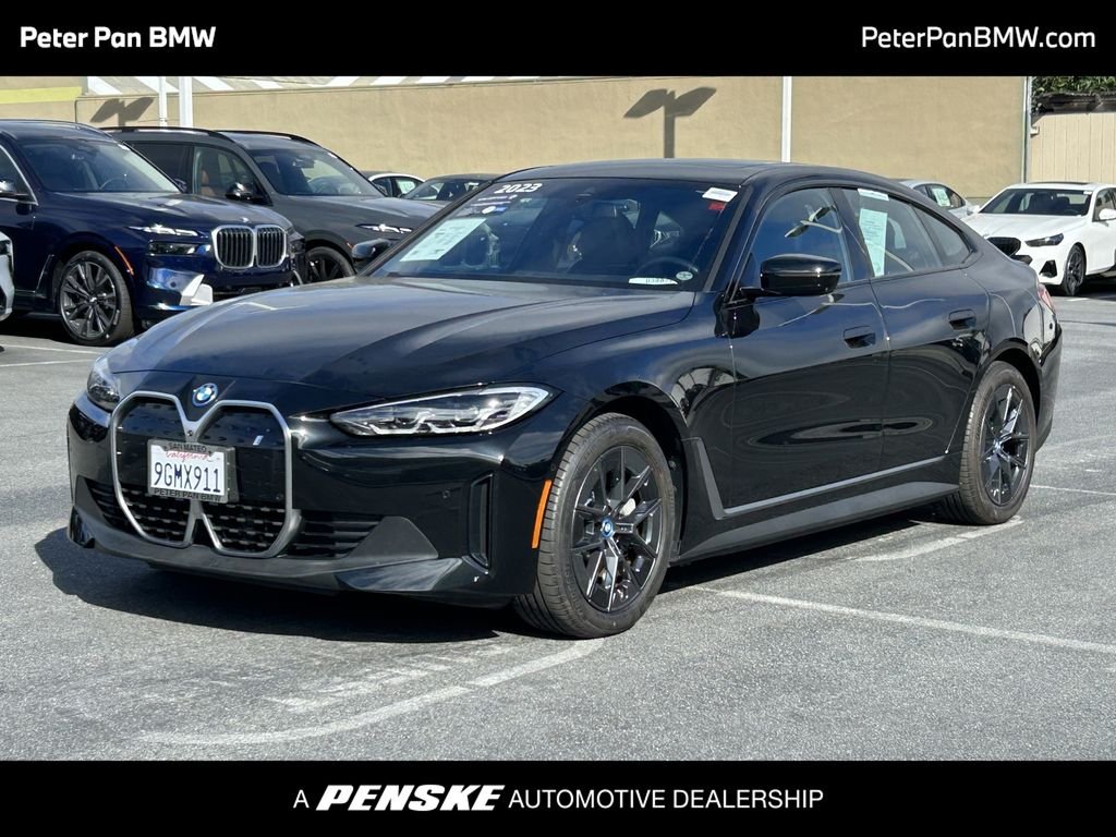 2023 BMW i4 eDrive35's photo