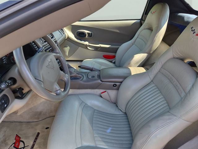 Used 2004 Lemans Blue Metallic Chevrolet Base image 23