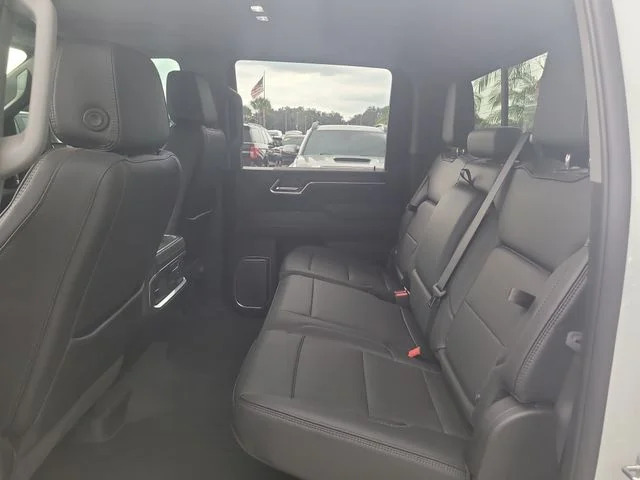 Used 2025 White GMC Denali image 14