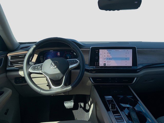 2026 Volkswagen Atlas SE w/Tech - Photo 18